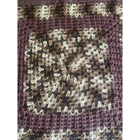 Crochet blanket Grandmas Square Mid Century Small Throw 24x24 - Picture 2 of 8